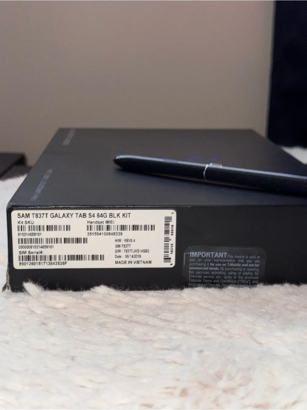 Unlocked WiFi Samsung Galaxy Tab S4 Bundle